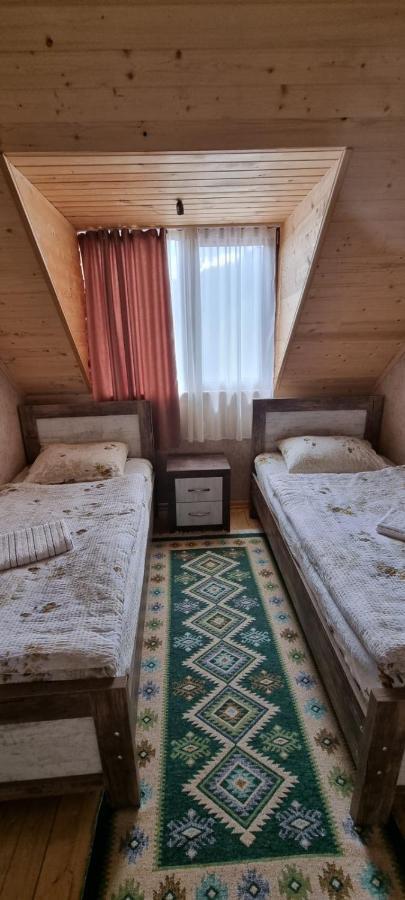 Betegi Guest House Mestia Buitenkant foto