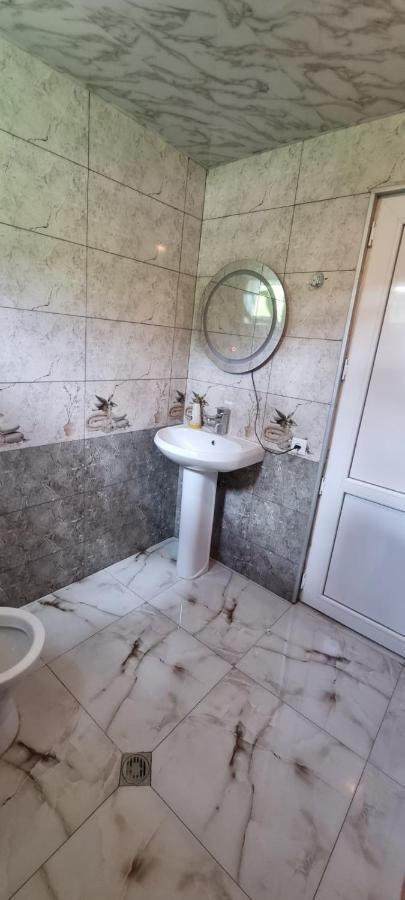 Betegi Guest House Mestia Kamer foto