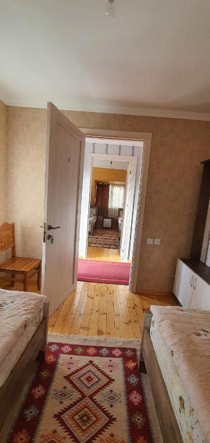 Betegi Guest House Mestia Buitenkant foto
