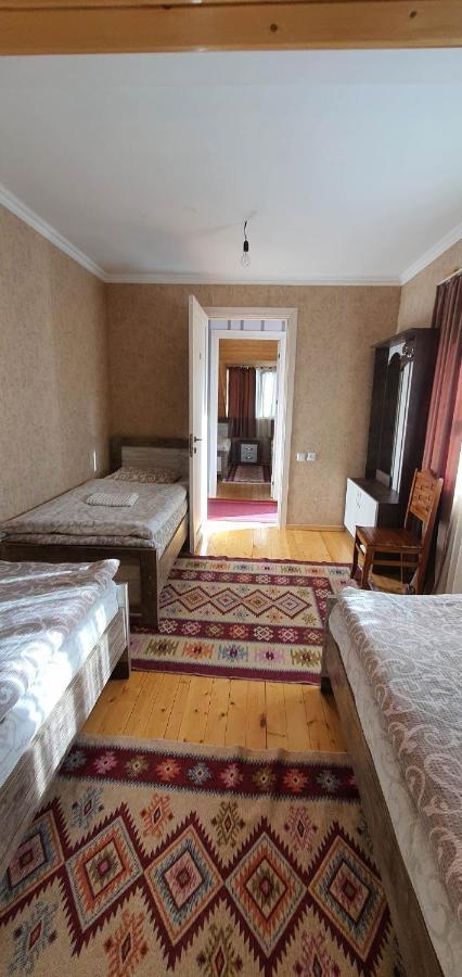 Betegi Guest House Mestia Buitenkant foto