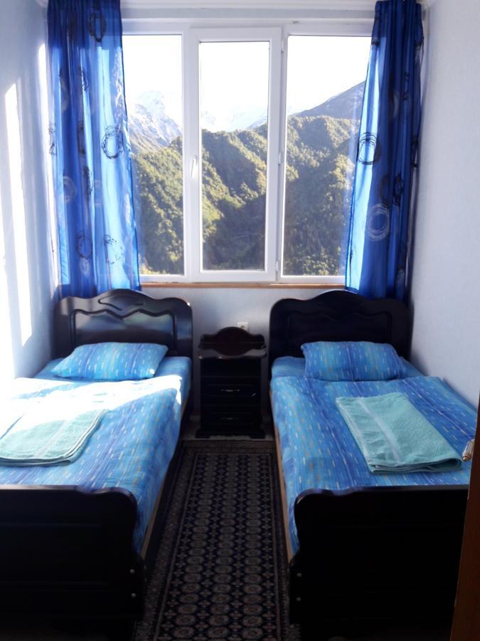 Betegi Guest House Mestia Buitenkant foto